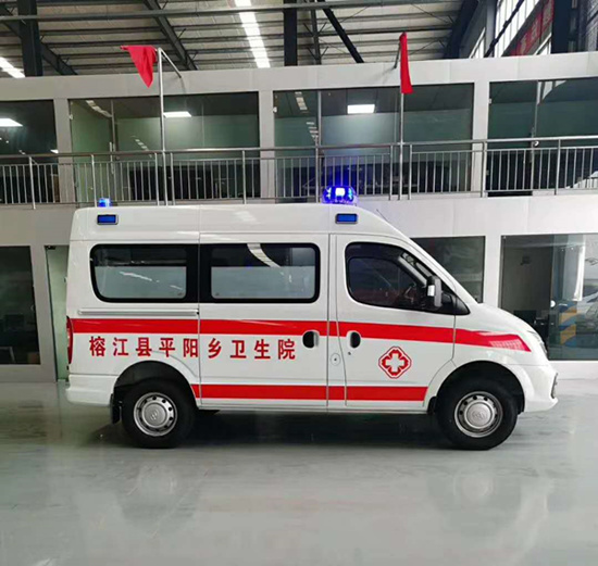 國(guó)六上汽大通短軸救護(hù)車